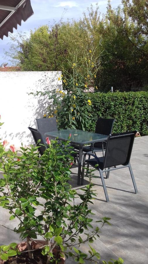 Διαμέρισμα Με Κήπο Orestiada Exterior foto