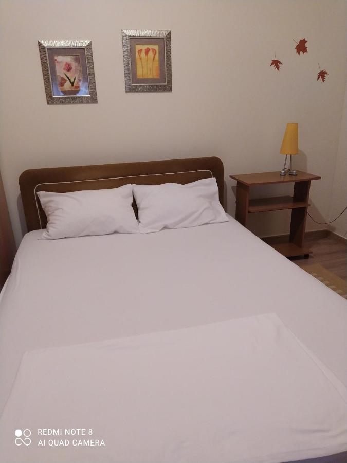 Διαμέρισμα Με Κήπο Orestiada Exterior foto